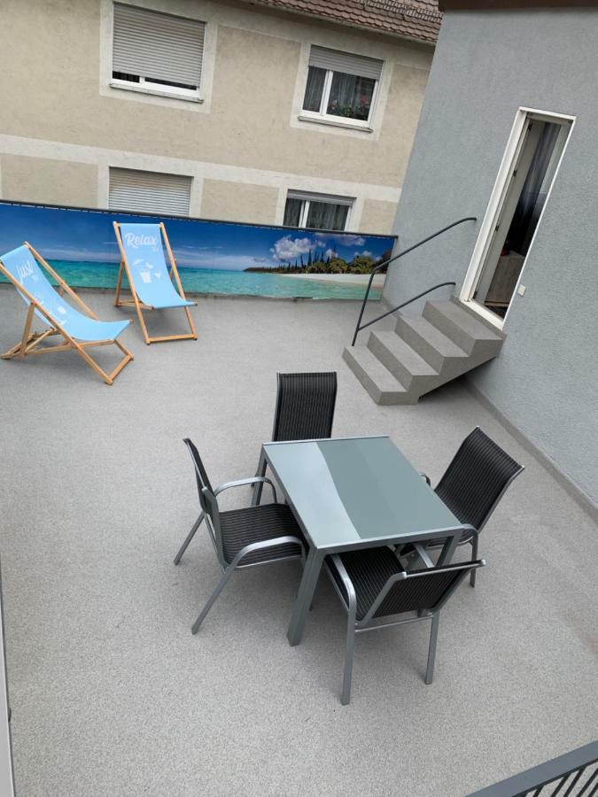 Schoenes Apartment Terrasse 2P. Stadtnah Wuerzburg Wlan מראה חיצוני תמונה