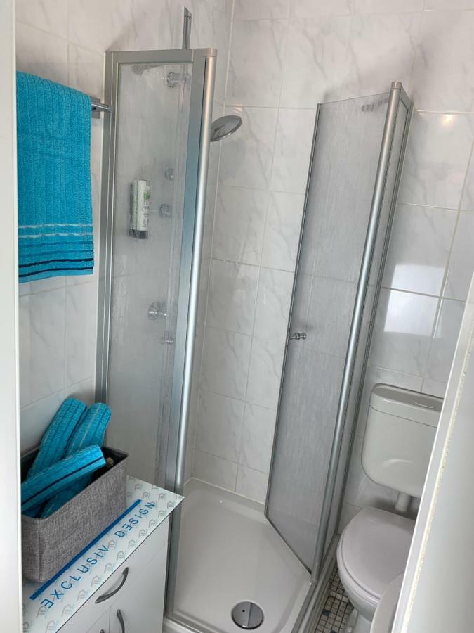 Schoenes Apartment Terrasse 2P. Stadtnah Wuerzburg Wlan מראה חיצוני תמונה